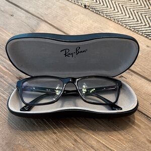 Ray-Ban Classic Black Glasses with Case